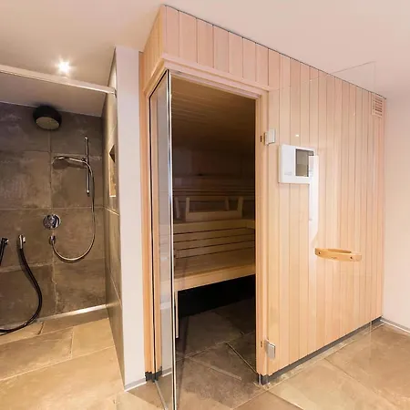 Vip Chalet For A Comfortable Ski Holiday * زيرمات